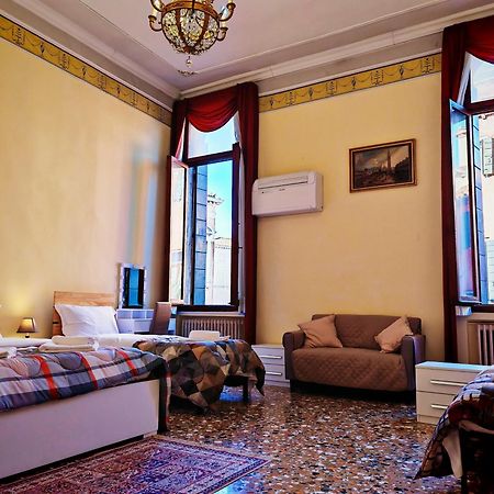 Venice Tourist House Екстериор снимка